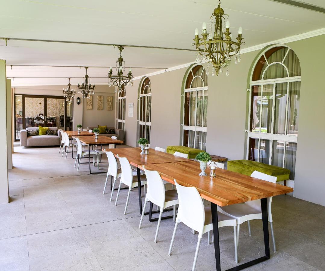 Scott'S Manor Guesthouse Function And Conference Venue Lichtenburg Dış mekan fotoğraf