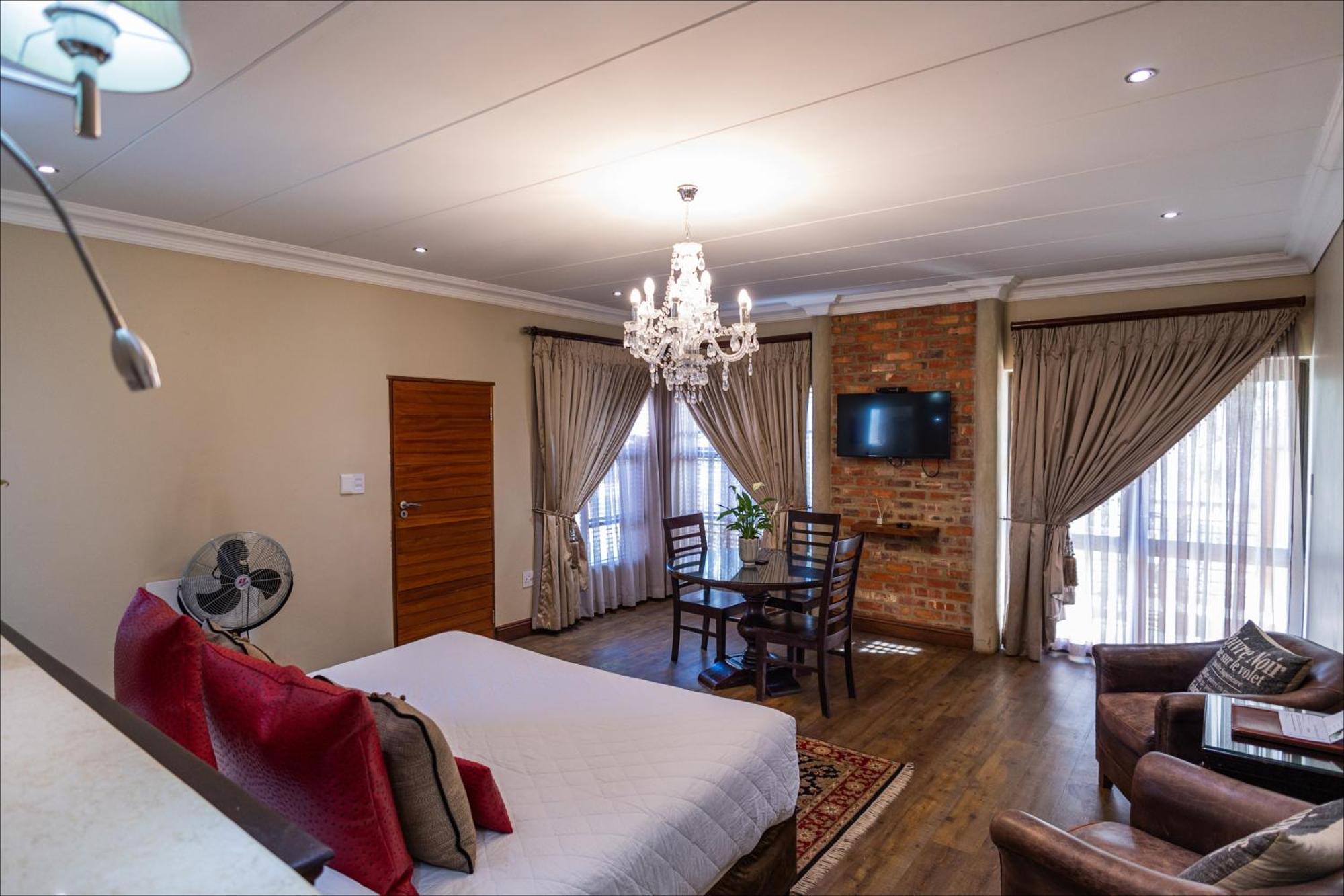 Scott'S Manor Guesthouse Function And Conference Venue Lichtenburg Dış mekan fotoğraf